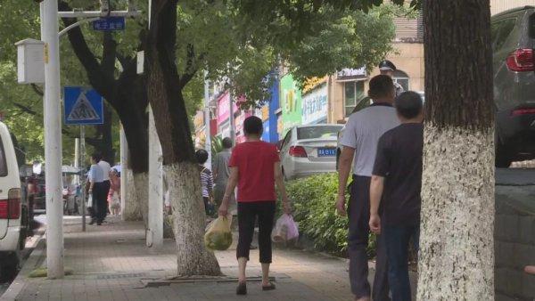 货车女司机，怀孕八月的坚守之路